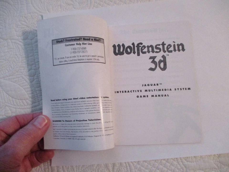 ATARI JAGUAR WOLFENSTEIN 3d - ORIGINAL MANUAL ONLY - Image 3 of 4