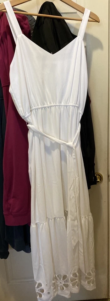 Vera Wang Simply Vera White Long Maxi Dress Sleeveless w/ Belt Flowey Large ECU - Image 4 of 4