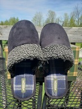 Men's XL 12-13 Black  Plaid Memory Foam/Indoor Outdoor/Plush Slippers