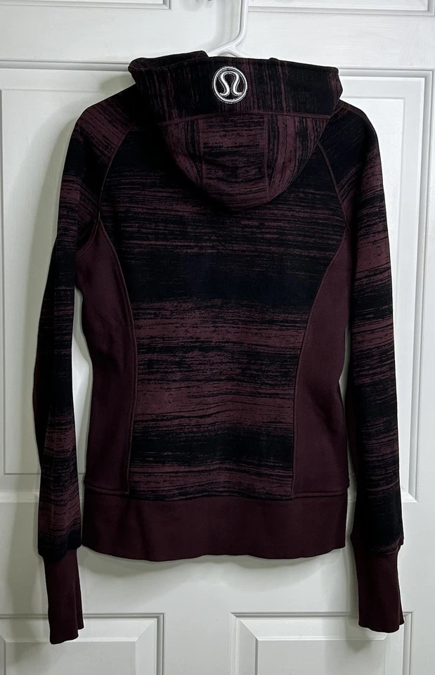 Sudadera con Capucha de Buceo Lululemon II Rayas Justas Burdeos Drama Para Mujer 12 Borgoña Foto 4 de 4