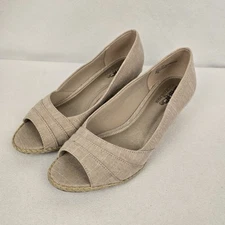 Coach And Four Womens Sandals 7.5 Beige Tan Peep Toe Canvas Espadrille Wedge