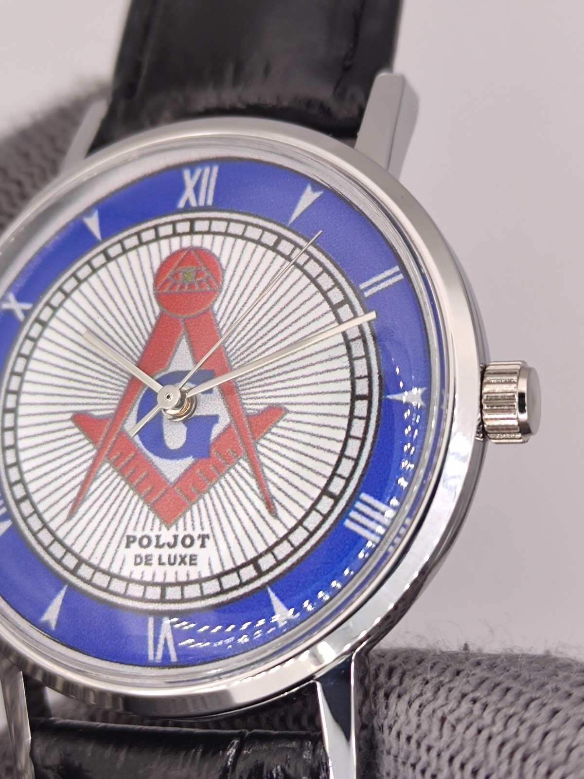 Poljot de Luxe Masonic Style Men's Watch  Slim 2209 Vintage Mechanical Soviet 