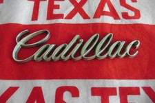US CADILLAC SCHRIFTZUG SILBER AUTO CAR PKW EMBLEM DEKO LOGO TYP MODELL TYPE USA
