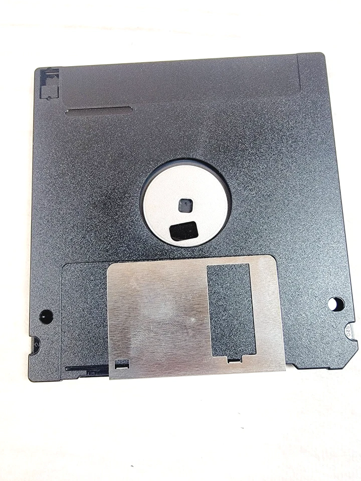 The Berenstain Bears Learn About Counting 1999 MS- DOS Floppy Disk 3.5" - Image 3 of 4