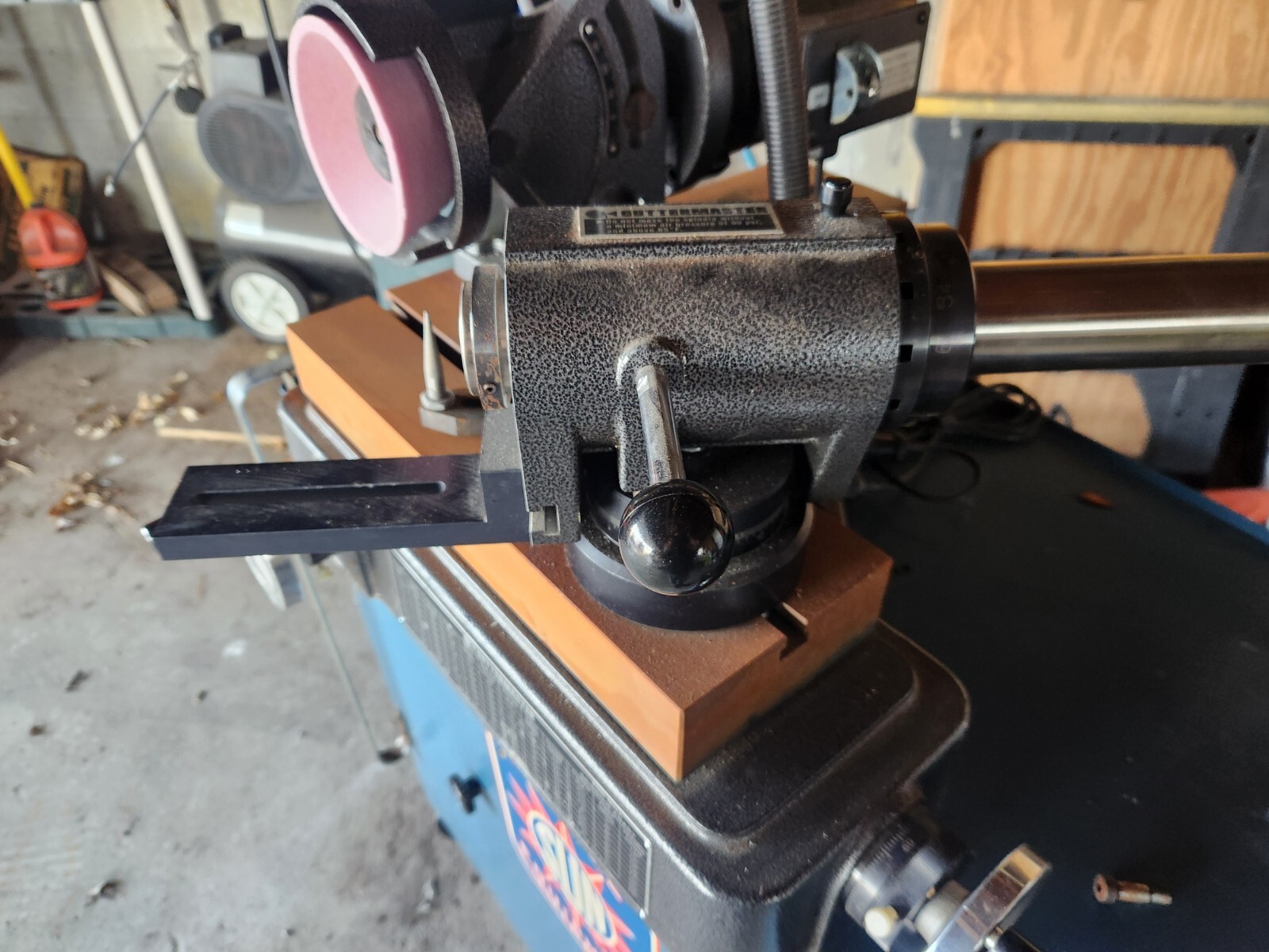 CUTTERMASTER MG30 END MILL SHARPENER w/Z AXIS RISER & PNEUMATIC FINGER