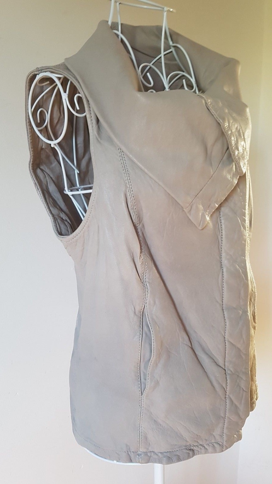 FABULOUS ALL SAINTS KADIAN CREAM LEATHER GILET JACKET UK 10 US 6 EU 38 RRP £295 image 4