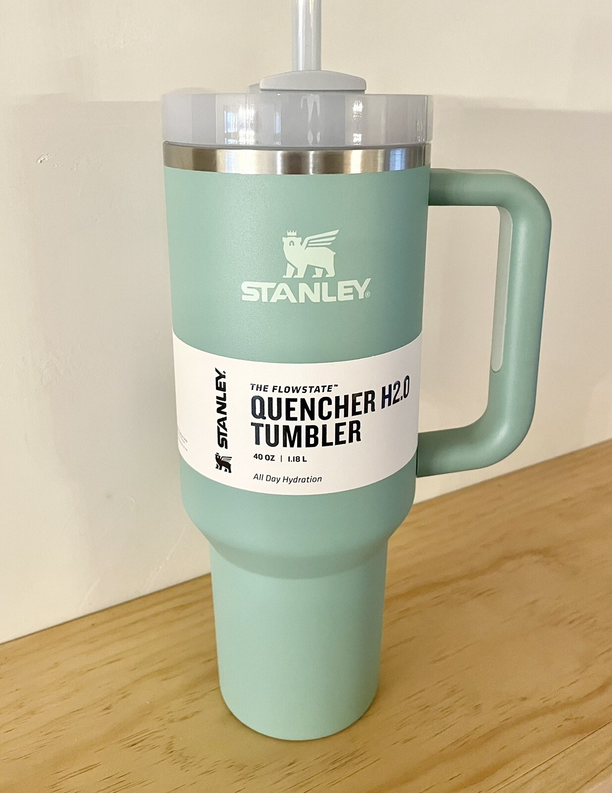 The Stanley 40oz cup Quencher H2.0Tumbler 40 OZ – Active Threads