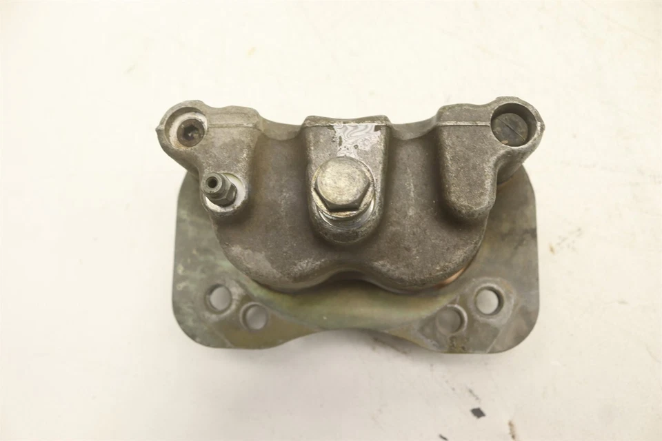 Pinça de freio traseira direita usada OEM - Polaris Ranger RZR 900 1000 1912142 - Imagem 2 de 3