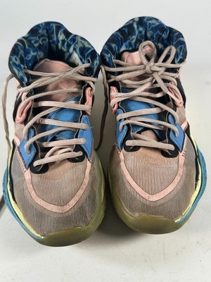 Nike Kyrie Basketball Shoes Mens Size 9 DH5385-900 Multicolor Sneakers