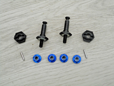 Team Associated RB10 Vorderachsen mit Muttern & Hintersechskant
