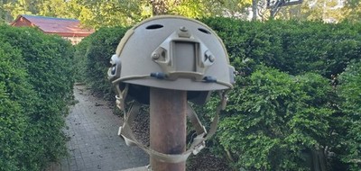 【中古】OPSCOREオプスコアFASTCARBON TAN 実物L /XL OPS-CORE/オプスコア FAST カーボン ハイカット ヘルメット TAN サイズ