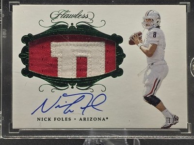 2018 Panini Flawless Nick Foles Auto Game Worn Patch Emerald   #1/5   Arizona 