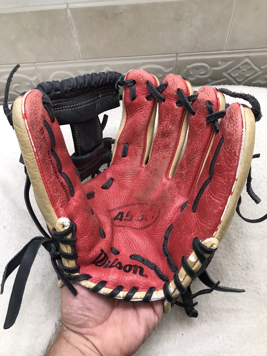 A550 baseball sales glove