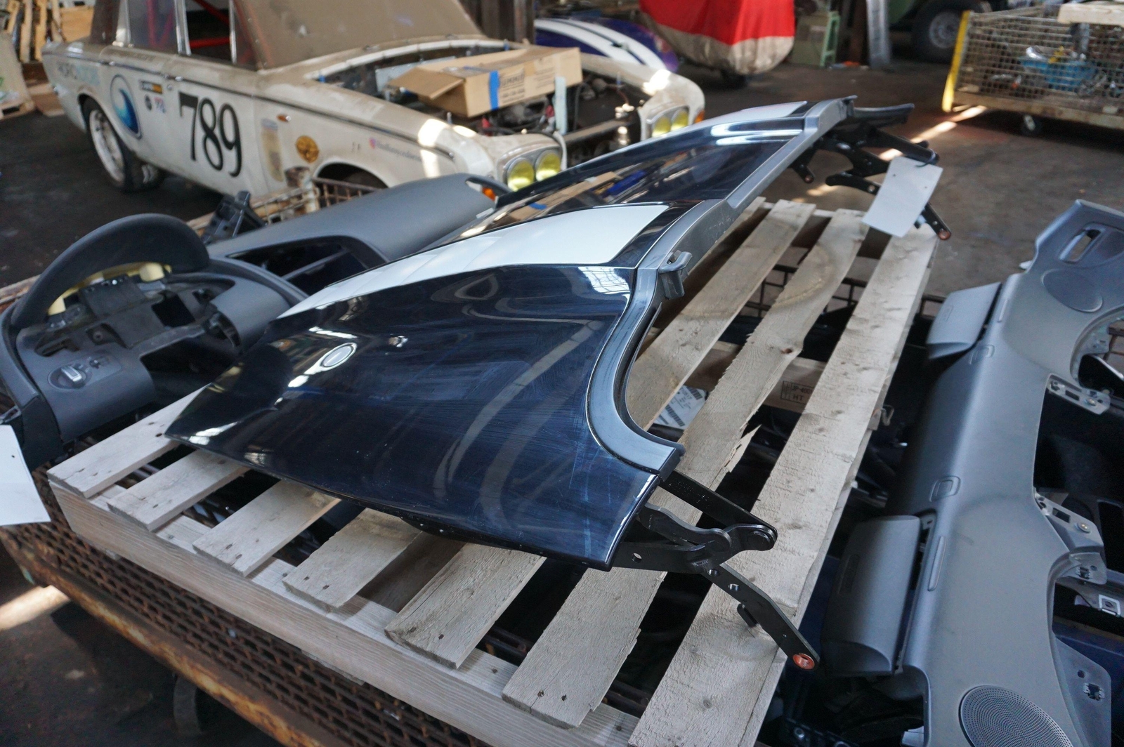 Convertible Top Roof Stowage Panel 427825313AP6 427825314AP6 Audi R8 11-15 *NOTE