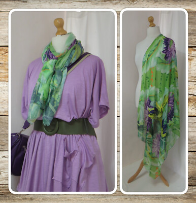 NEU MIT ETIKETT, AUSGEFALLEN, KUNSTVOLL, LAGENLOOK, GRÜN & LILA, BLUMEN-/PAPAGEIENDRUCK, GROSSER SCHAL