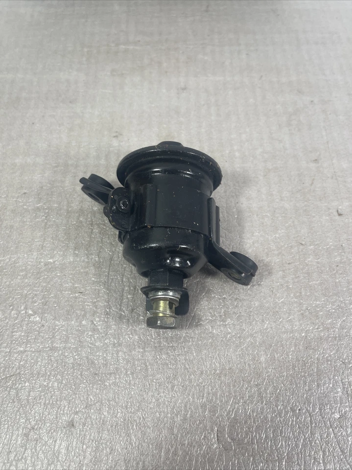 丰田 Paseo 1997 - 1999 燃油过滤器带 1.5 升 4 Cyl 发动机带支架  — 第 4/4 张图片