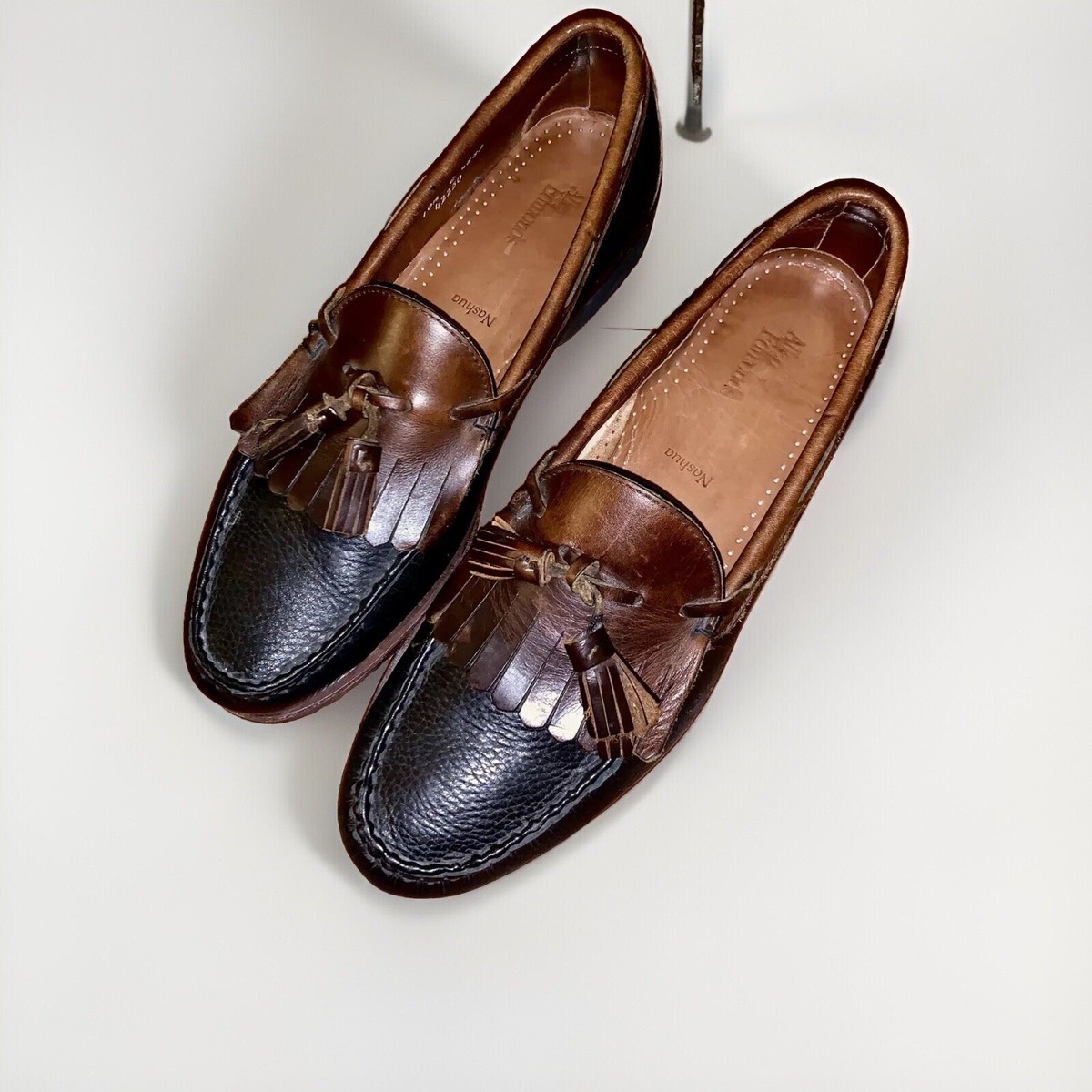 Allen Edmonds Men display picture 2