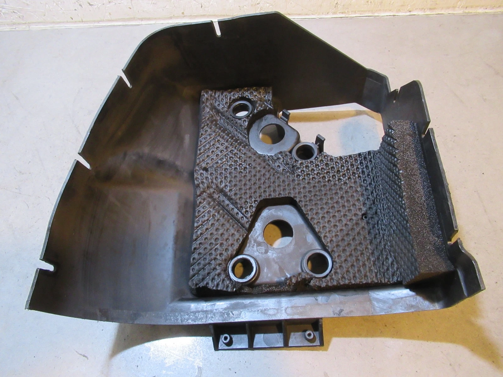 Ski Doo Grand Touring 550 Cowling Cylinder 2010