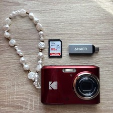 Kodak PIXPRO FZ45 Digital Camera with 128GB SD Card and Card Reader