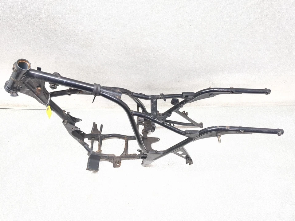 Chasis cuadro principal 99-10 Suzuki GZ250 CLN recto Foto 4 de 4