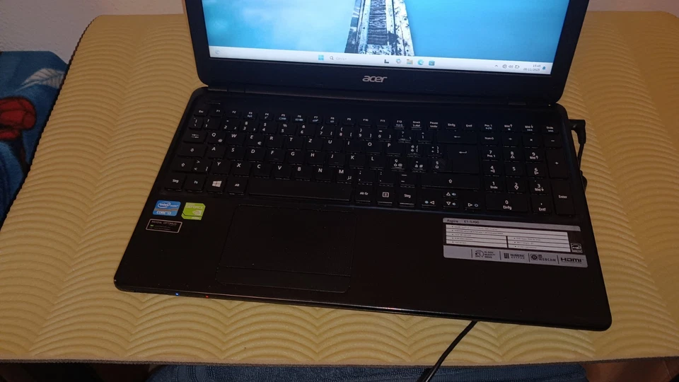 ACER ASPIRE E1-570g I5-3217U 8GB 128GB ssd M2 NVIDIA 820M 1GB 15,6" - Immagine 2 di 4