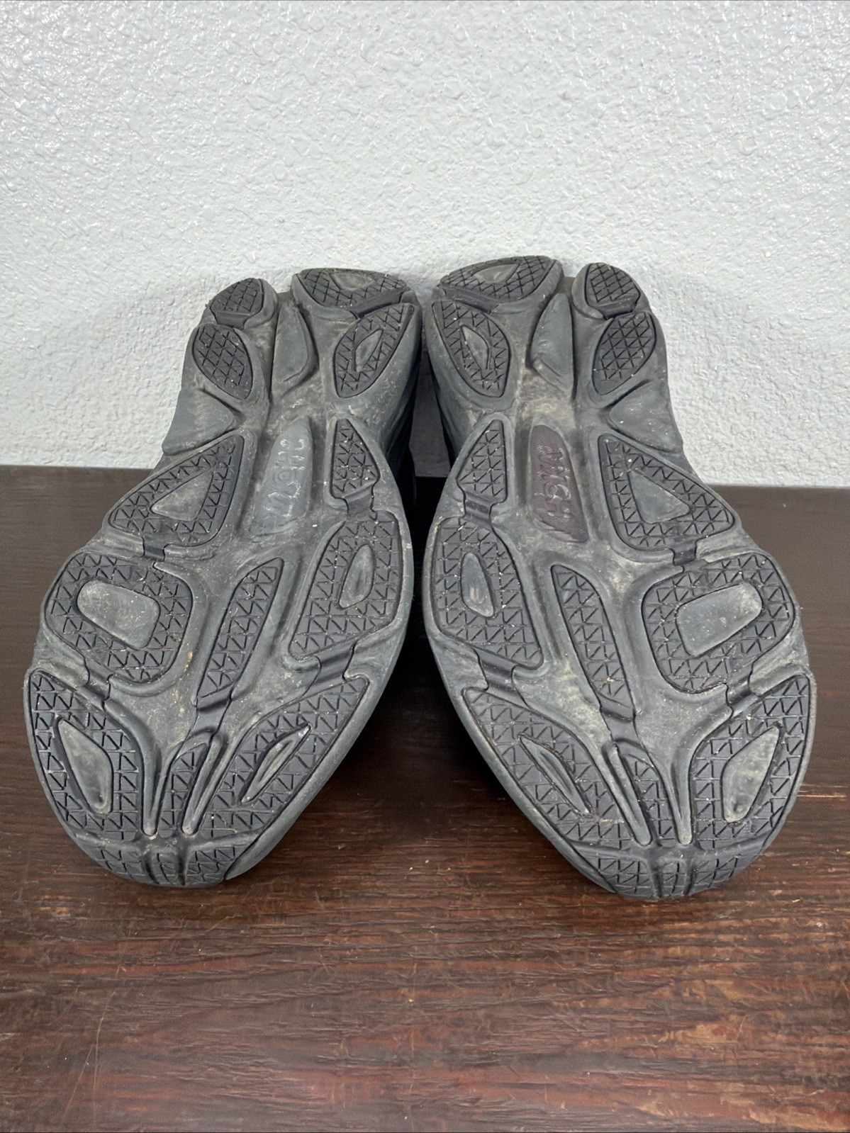 Hoka One One Bondi 8 Black Running Shoes 1123202 BBLC Men’s Size 9 D thumbnail 9