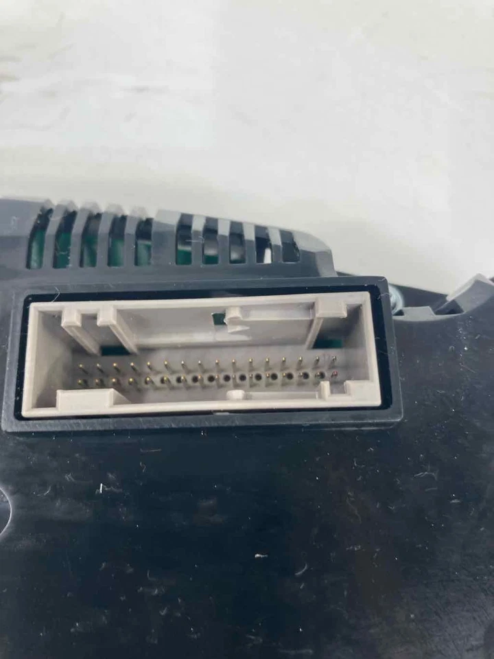 Used Speedometer Gauge fits: 2015 Audi Q5 cluster multifunction display opt 9Q3 - Image 3 of 4