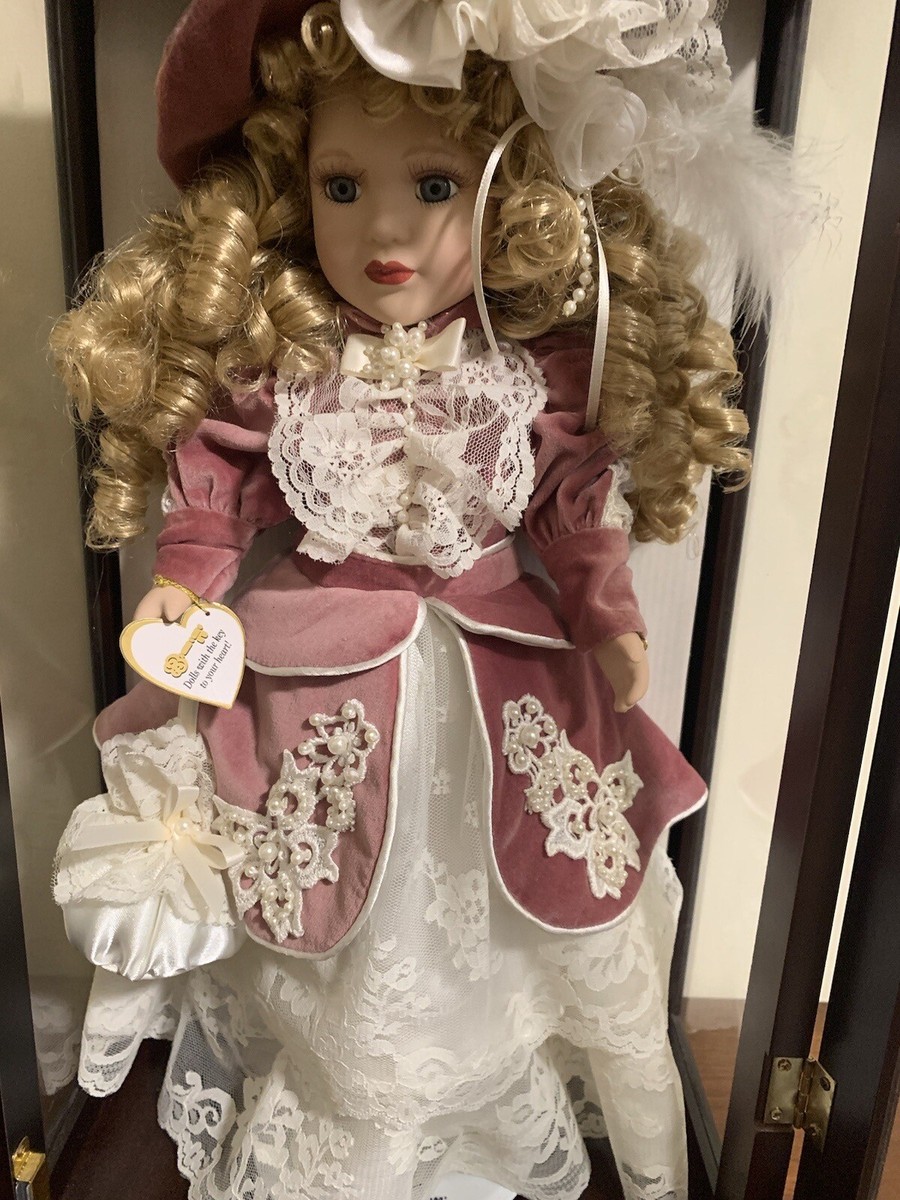 1999 Camellia Garden Collection 16” Porcelain Doll In Wood And