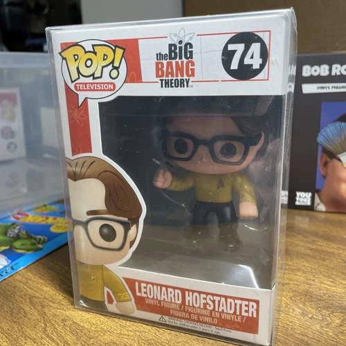 Funko Pop Big Bang Leonard Hofstadter #74 Star Trek Uniform 2013 With Protector