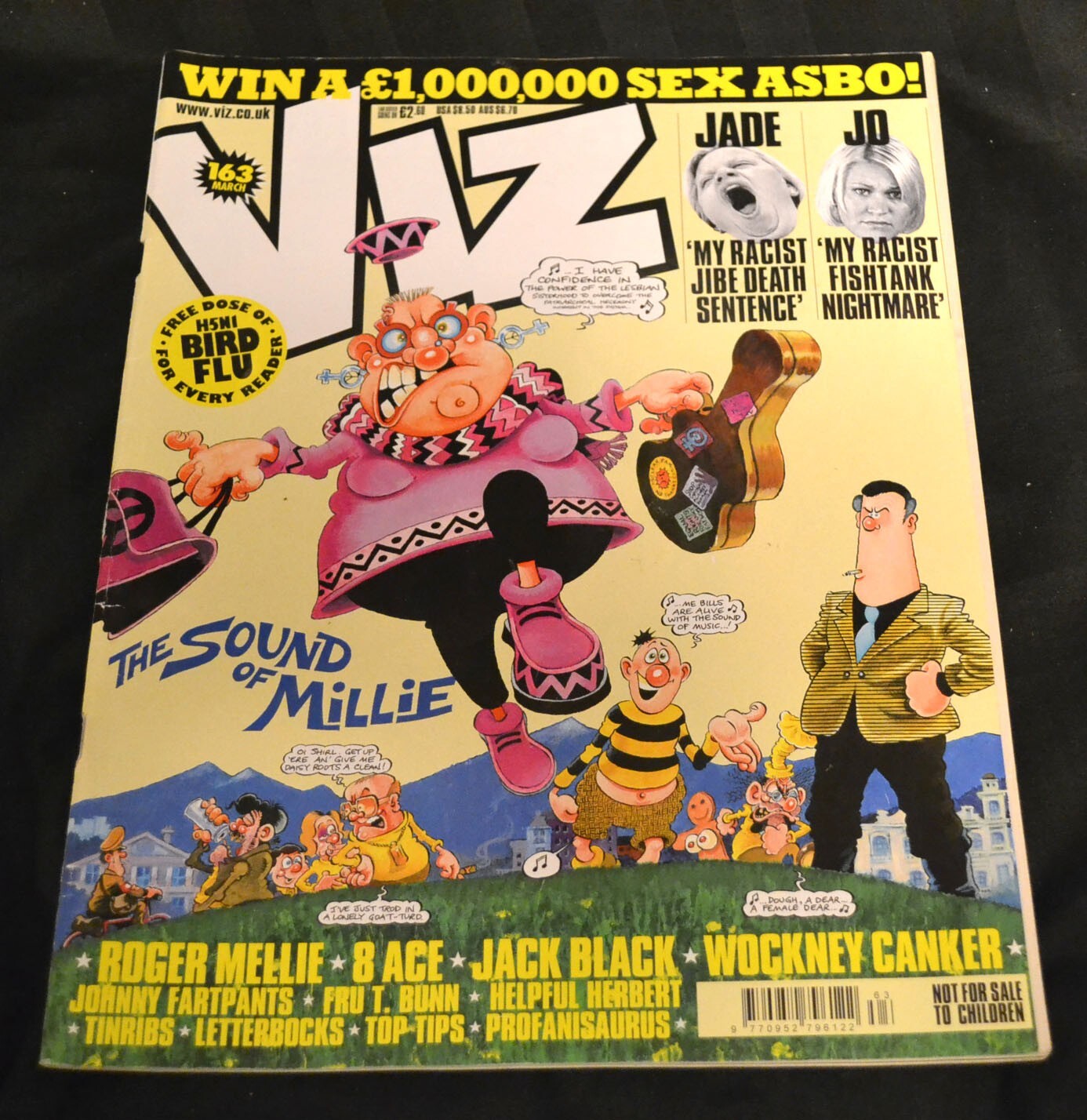 VIZ Comic Magazine Issue 163 The Sound of Millie