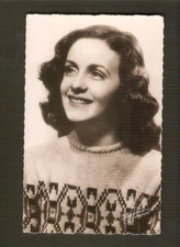 Gisèle PASCAL vintage postcard CINEMA Ed.Globe (Studio Harcourt)