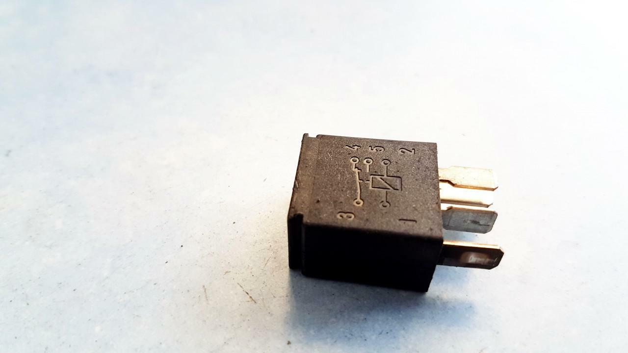 4RD00781400 Relais, Arbeitsstrom 4RD007814-00 9441161 for Volvo 