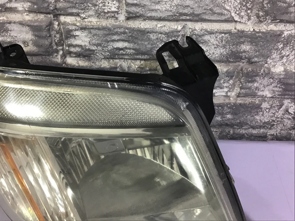 Faro derecho Mercury Mariner 2008-2011 (lado del pasajero) OEM, justo Foto 3 de 4