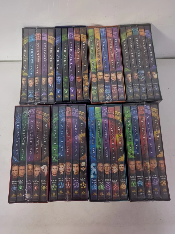 Stargate SG-1: Complete Seasons Series 1 2 3 4 5 6 7 8 Boxed Set Assorted - Image 3 of 4