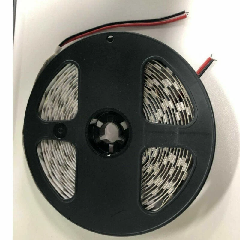 Lámpara de tira de luz LED flexible SMD 5050 16 FT 5 M blanco frío brillante 5 M 300 LED 12 V Foto 3 de 4