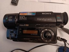 Sony Handycam NightShot CCD-TR416 Video 8 XR Camcorder 180x Digital
