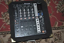 pioneer djm 750 with case