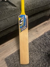hell 4 leather cricket bat