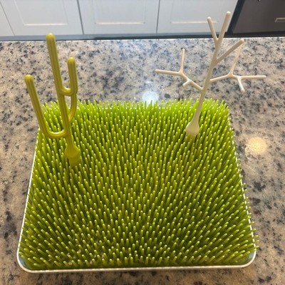 boon Grass Countertop Bottle Drying Rack With Twig 