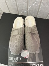 NWT XOXO WOMEN LUXURIOUS SOFT FEEL CUSHION COMFORT Gray Sz S 5-6