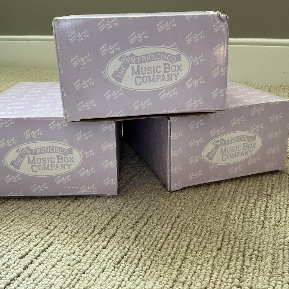 San Francisco Music Box Company Carousel Horse Set Of 3 EBay san-francisco-music-box-company-carousel-horse-set-of-3-ebay