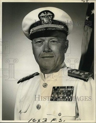 1974 Press Photo Vice Admiral Robert E. Adamson Jr. in Closeup Portrait