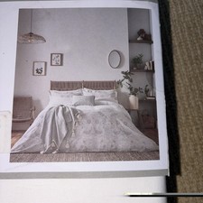 Image of Morris & Co Pure Strawberry Thief Embroidered Duvet Cover King Size Brand New