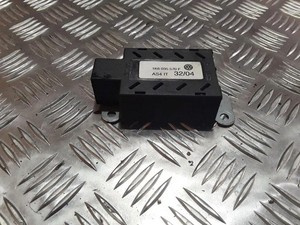 VW GOLF VIII CD1 Antennenverstärker  1K6035570 1.60 Petrol 81kw 2005 33830173