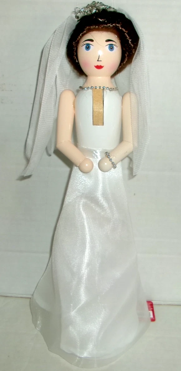CHRISTMAS NUTCRACKER ~ 16" ~ BRIDE WITH BROWN HAIR
Opens in a new window or tab