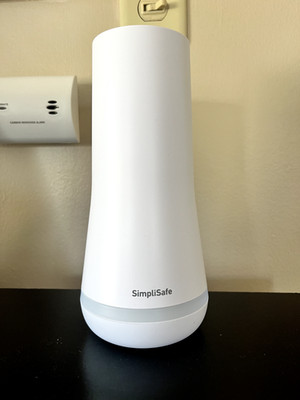 SimpliSafe Security System   15-Piece Kit   Cameras + Sensors   Used  9 Months