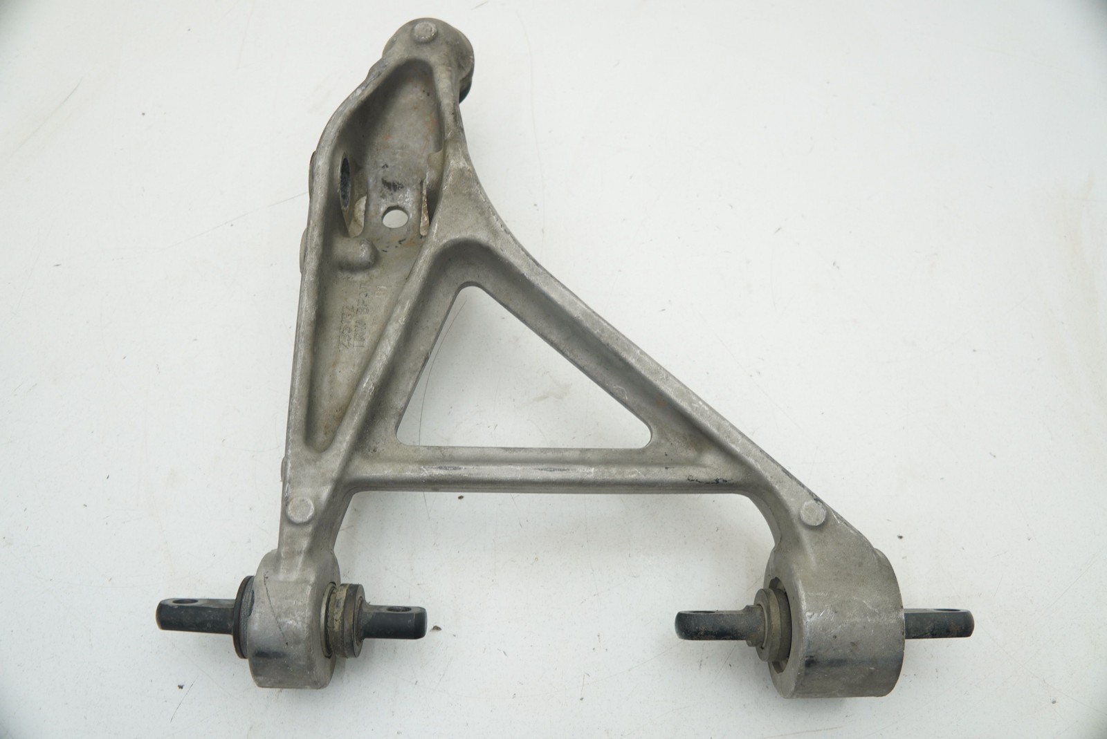 Front Suspension Left Lower Control Arm 277729 OEM Ferrari 458 Challenge 2015