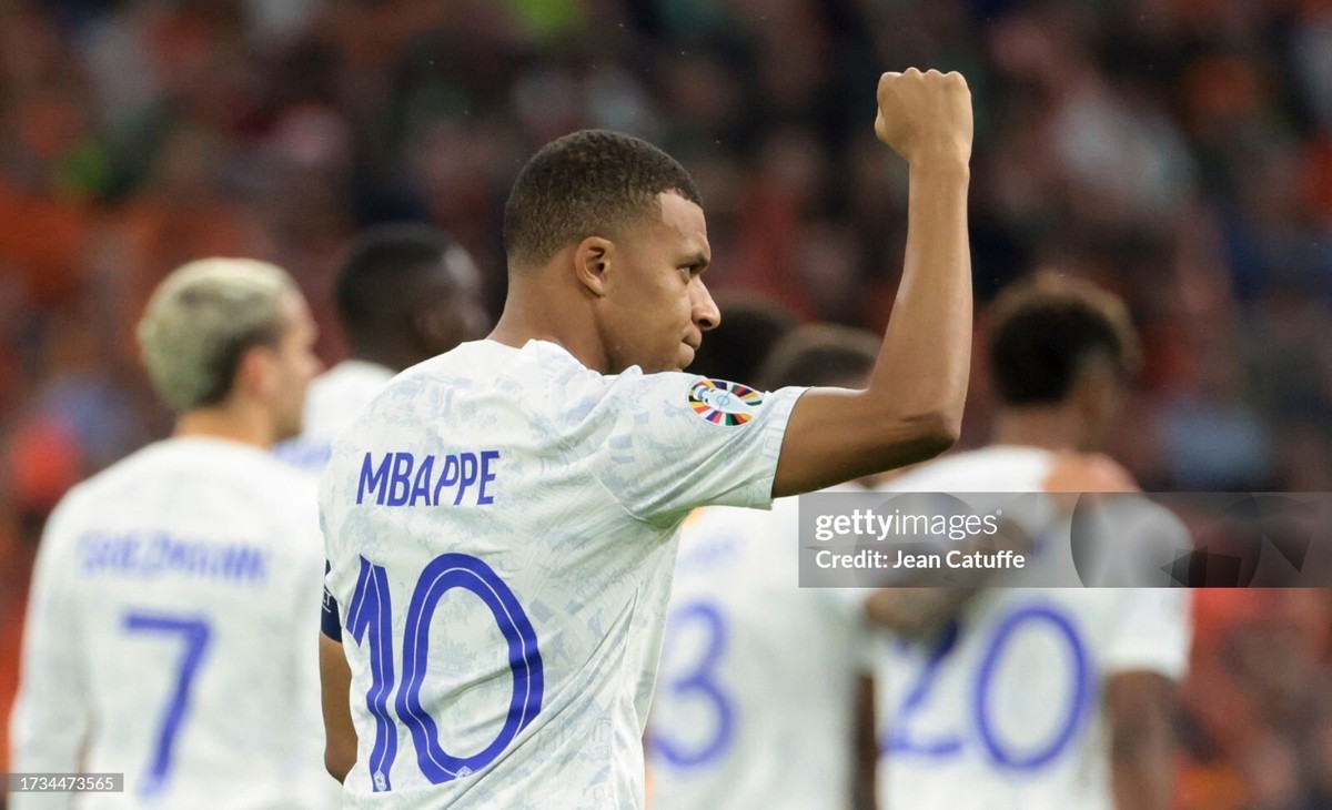 France Kylian Mbappe Official Nike Away Shirt 2022 World Cup EURO