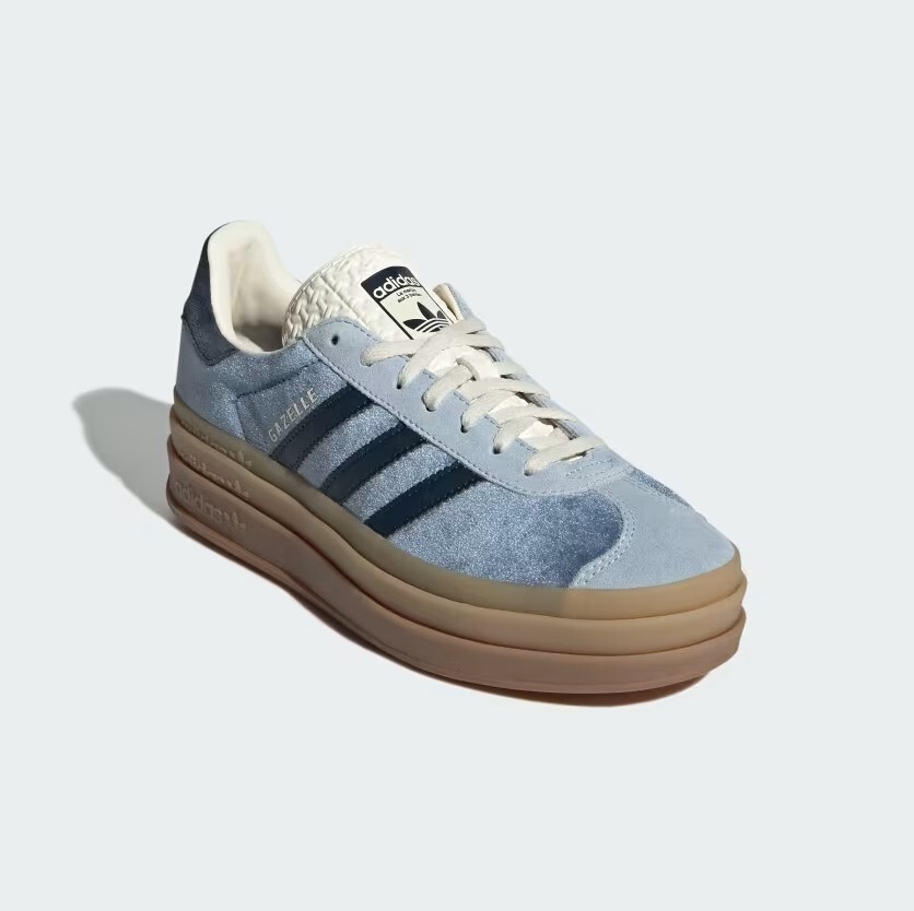 ◆早期完売◆ ◆ADIDAS◆ Gazelle Bold - Preloved Ink Adidas Women's Gazelle Bold Velvet Shoes - Preloved Ink