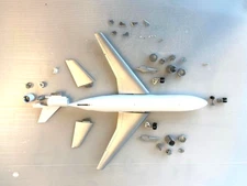 Infight200 Douglas DC-10-30 in 1:200 scale metal kit